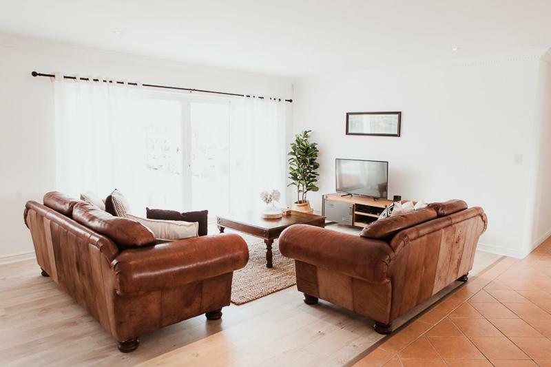 One On Gray Apartment Knysna Esterno foto